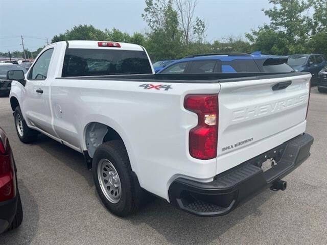 2025 Chevrolet Silverado 1500 photo 4