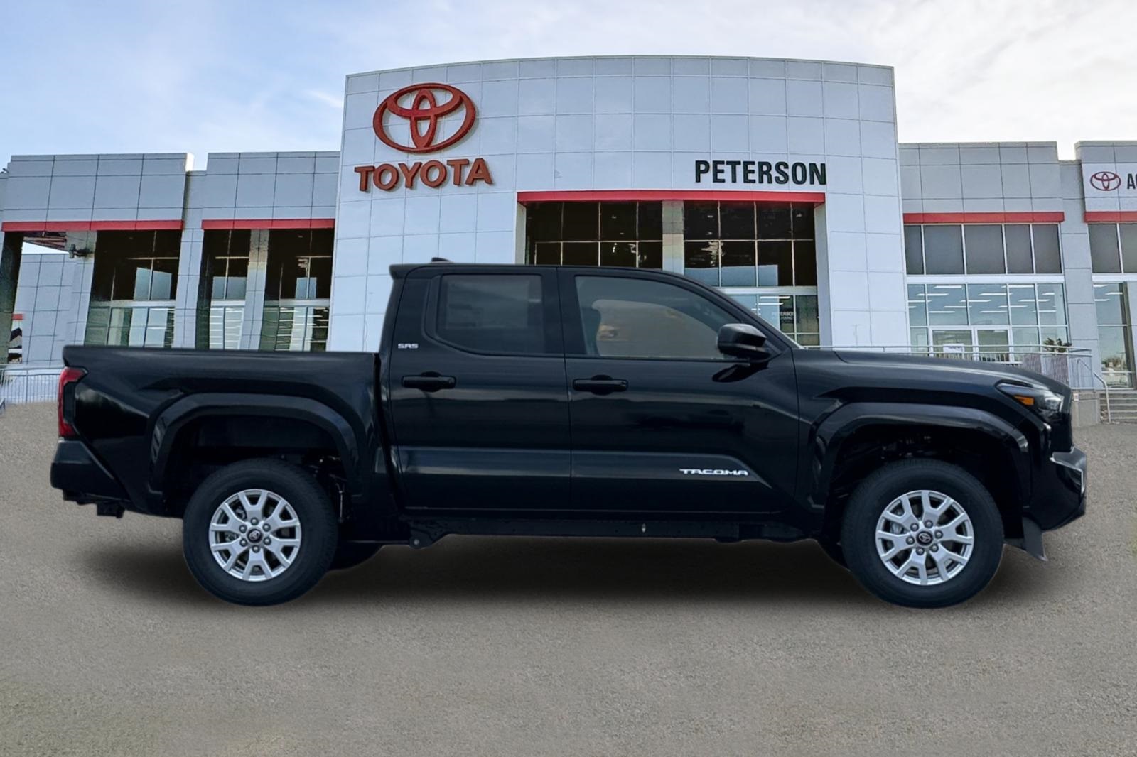 2025 Toyota Tacoma SR5 photo 3