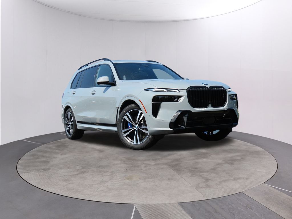 2026 BMW X7 40i's photo