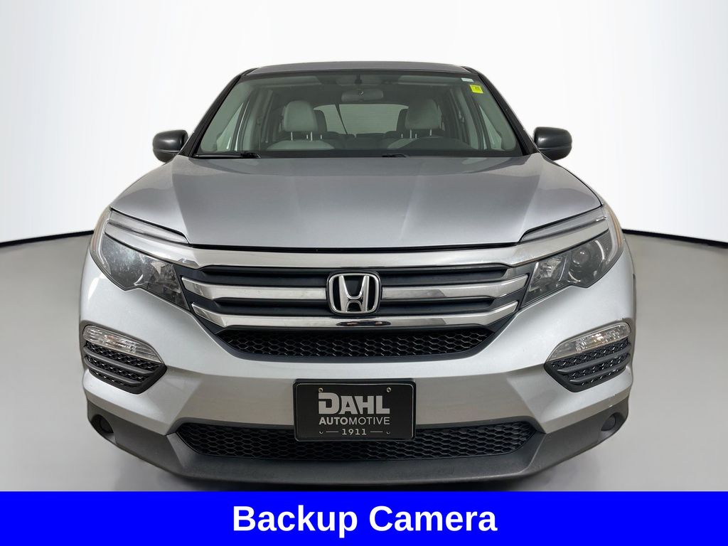 2018 Honda Pilot LX photo 2