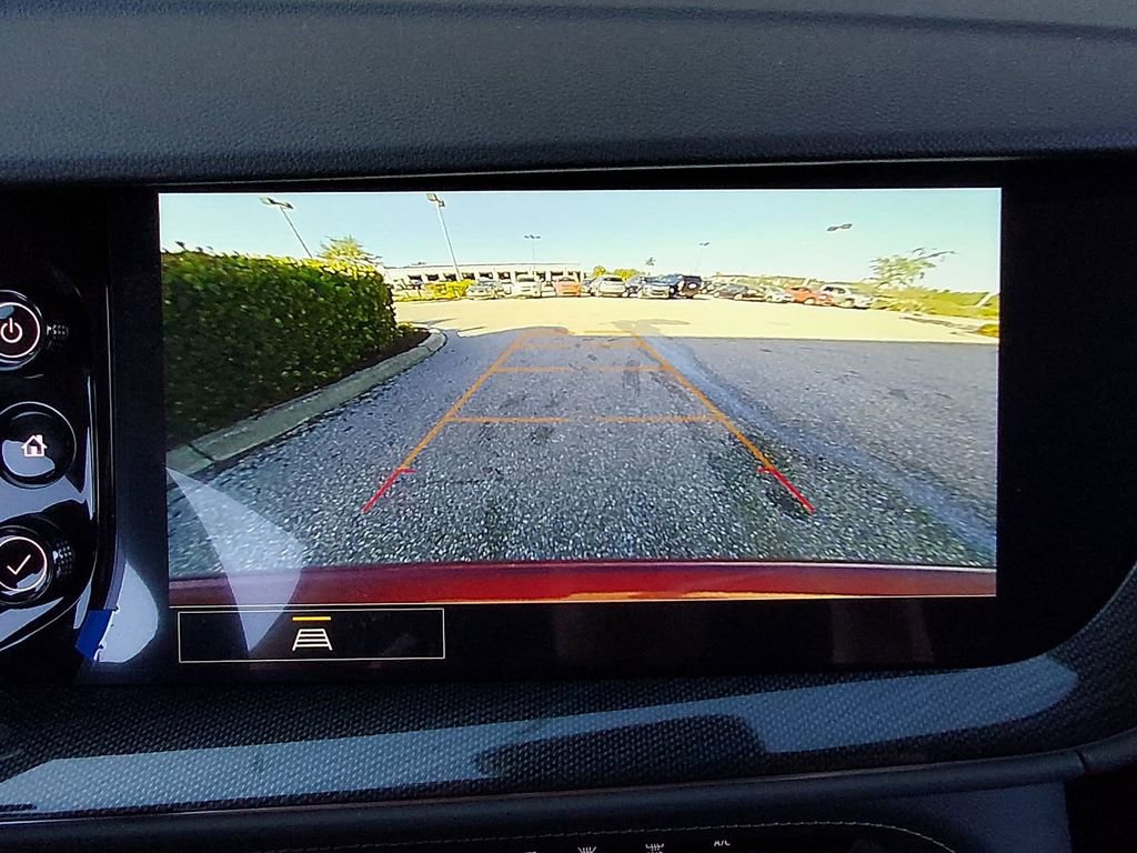 2023 Buick Envision Preferred photo 17