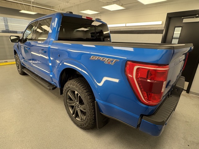 2021 Ford F-150 XLT photo 4