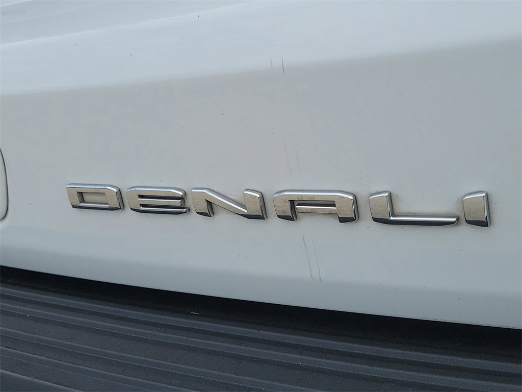 2021 Gmc Yukon Denali photo 4