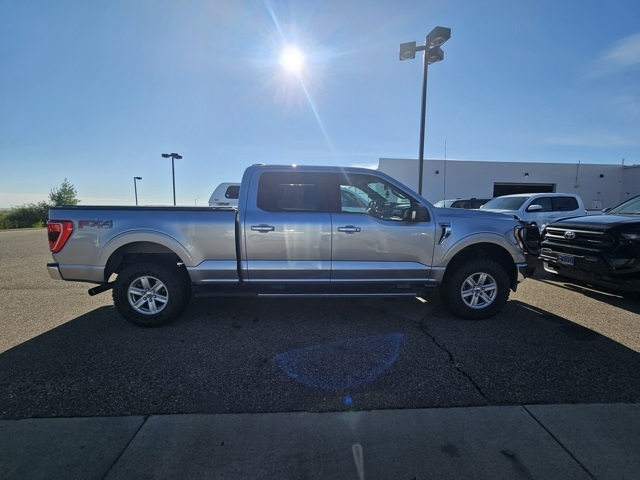 2021 Ford F-150 XLT photo 3