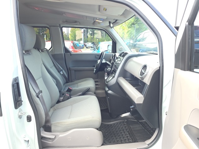 2011 Honda Element EX photo 19