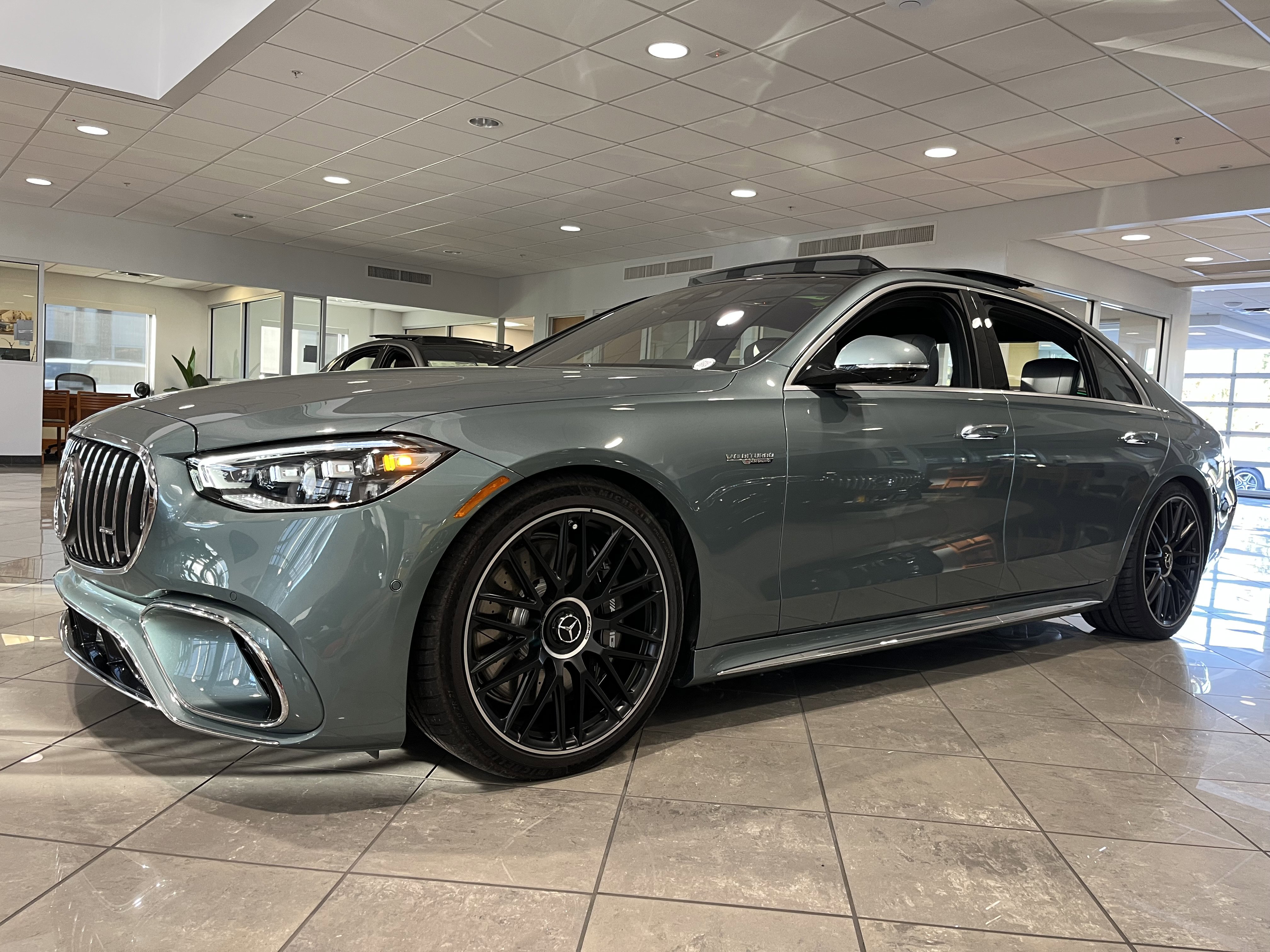 2025 Mercedes-Benz S-Class S 63's photo