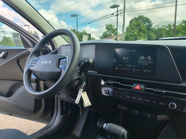 2024 Kia Niro LX photo 20