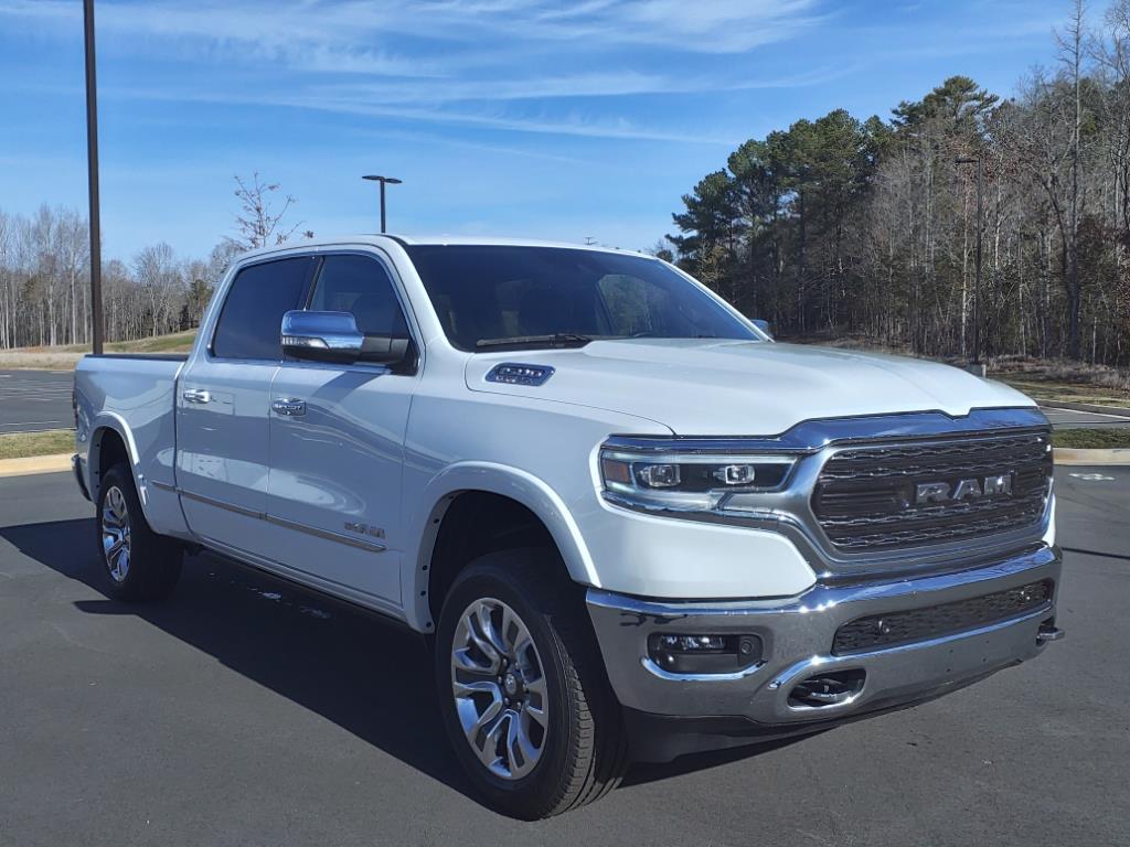 2022 Ram 1500 Limited photo 3