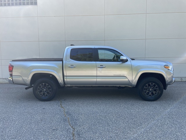2023 Toyota Tacoma SR5 photo 3