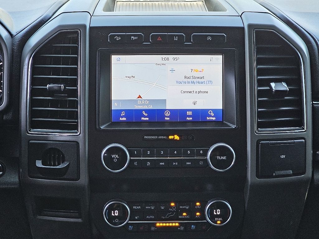 2021 Ford Expedition MAX XLT photo 5