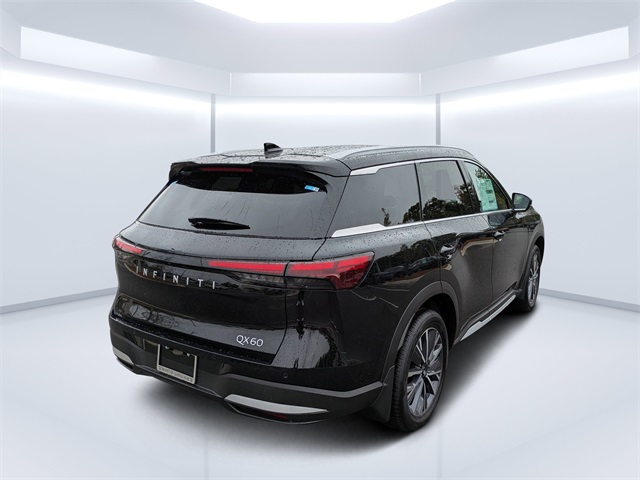 2026 Infiniti QX60 Luxe photo 3