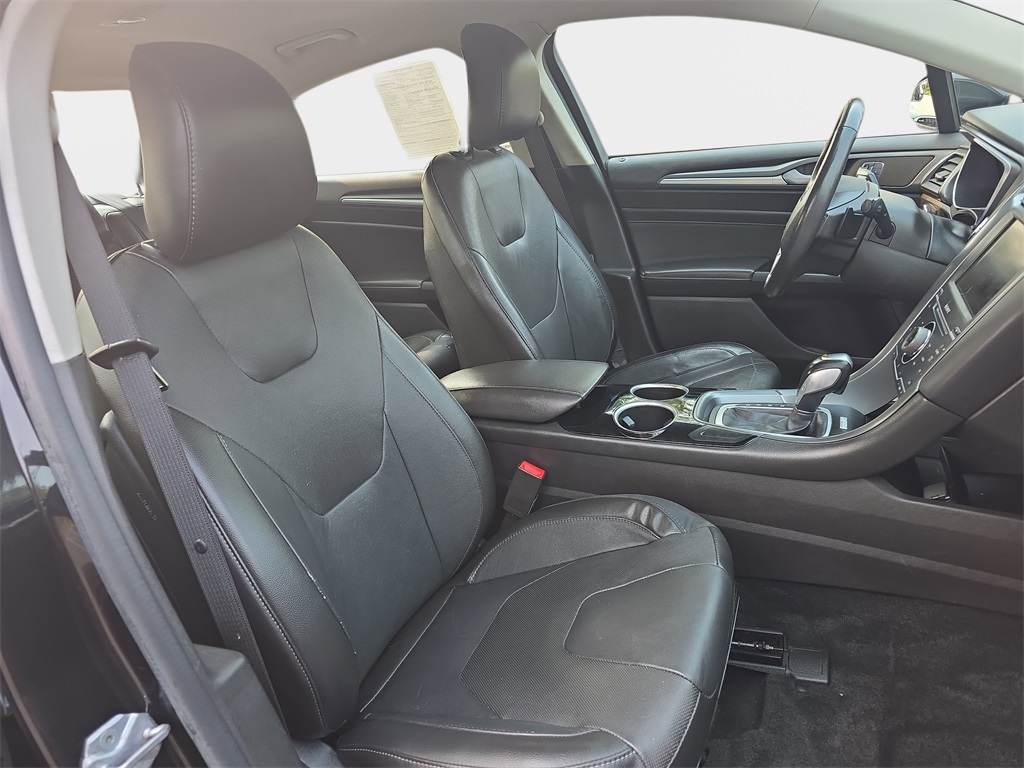 2014 Ford Fusion Titanium photo 7