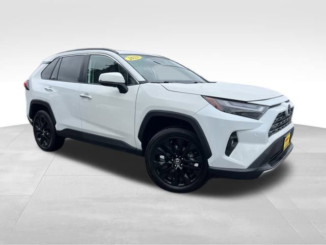 2023 Toyota RAV4 Limited's photo
