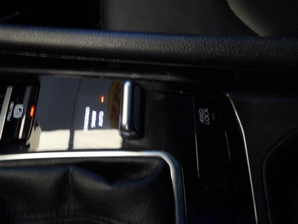 2022 Jeep Compass Latitude Lux photo 31