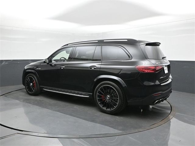 2026 Mercedes Benz GLS AMG 63 4MATIC photo 4
