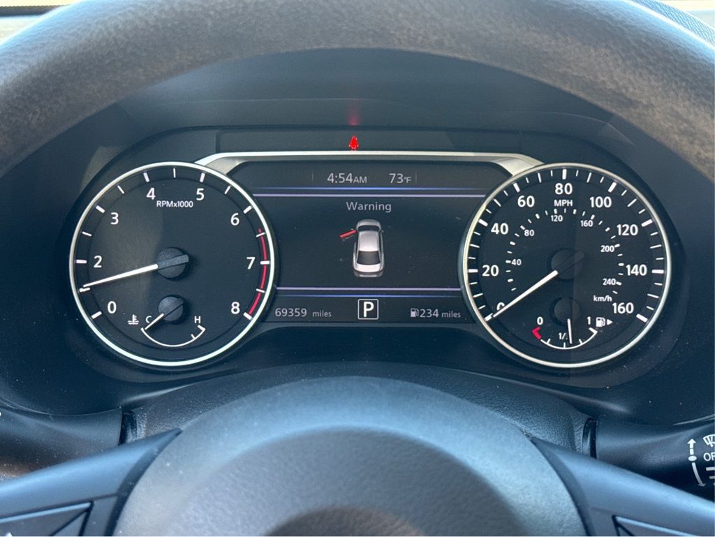 2023 Nissan Sentra SV photo 13