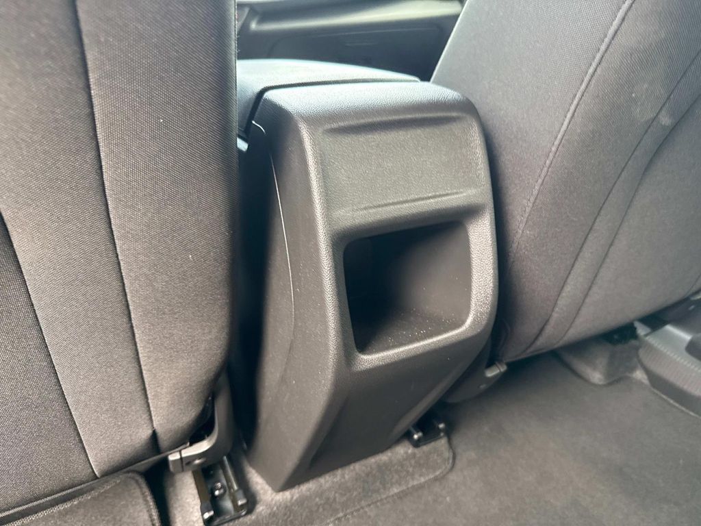 2025 Chevrolet Trax photo 16