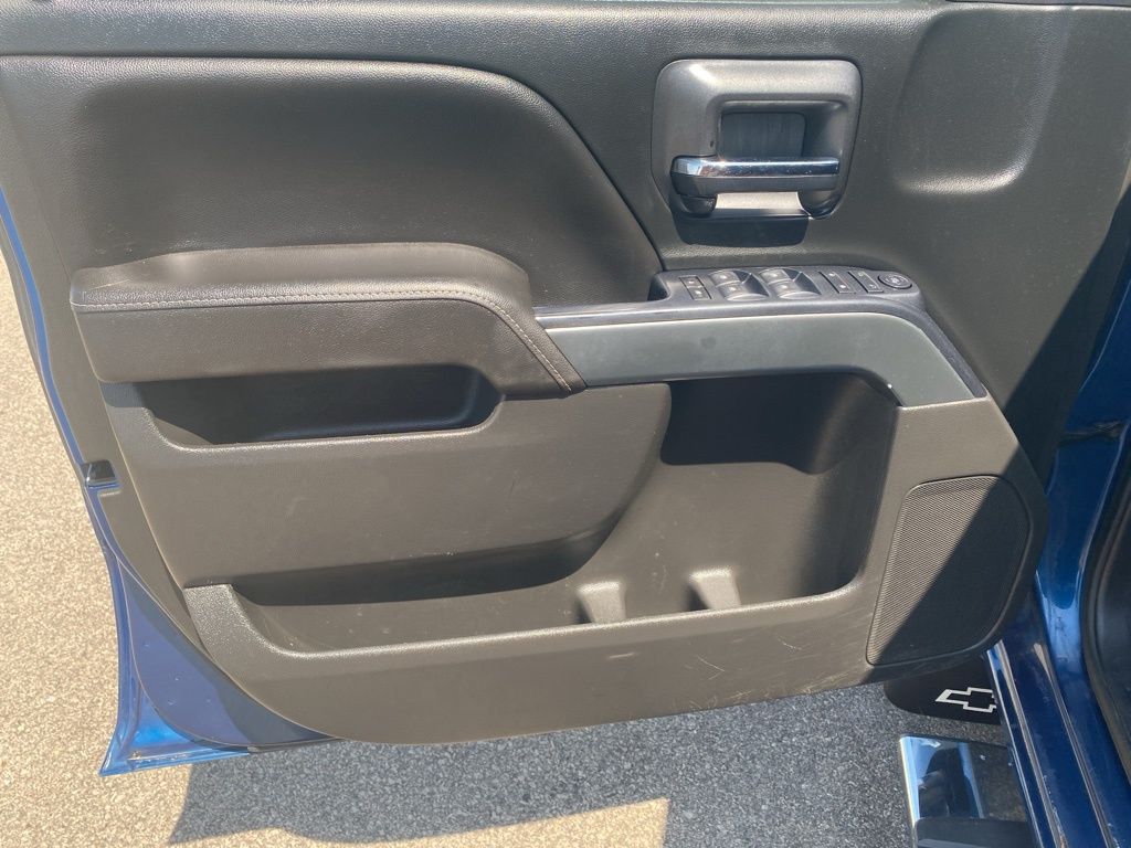 2018 Chevrolet Silverado 1500 LT photo 9