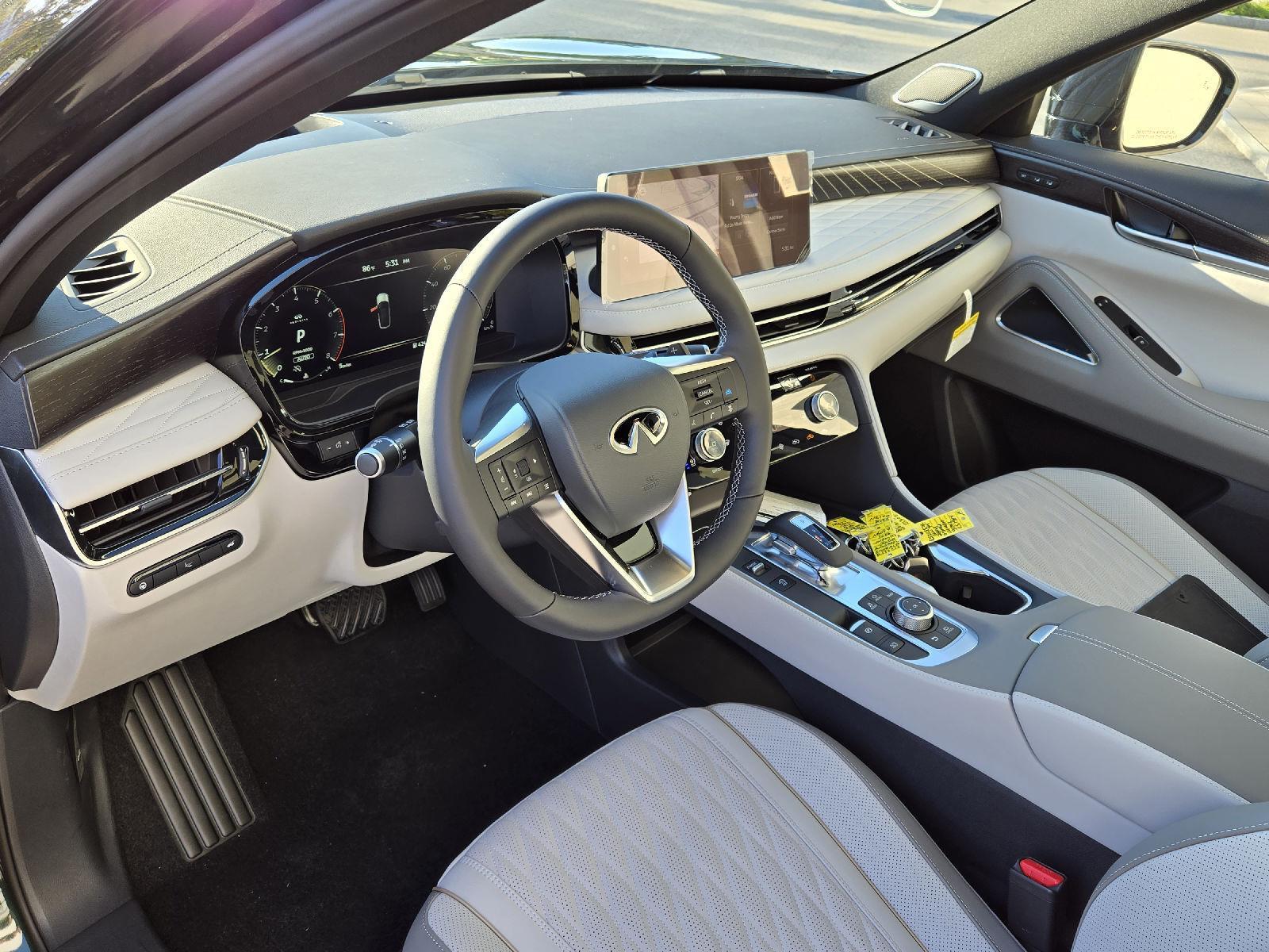 2026 Infiniti QX60 Autograph photo 5