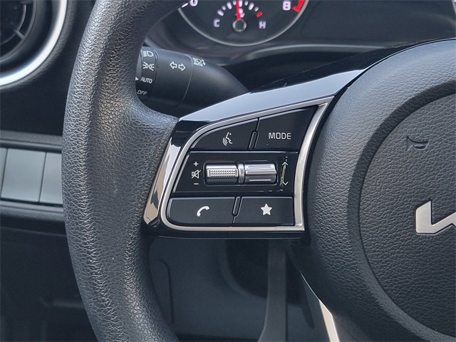 2024 Kia Forte LXS photo 26