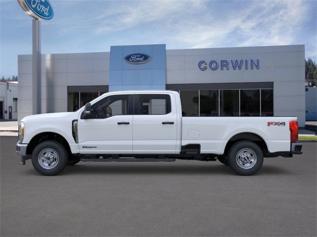 2025 Ford F-350 photo 3