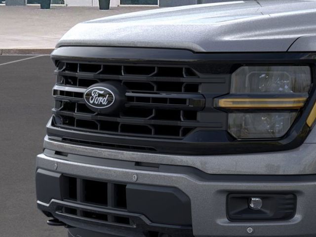 2025 Ford F-150 XLT photo 16