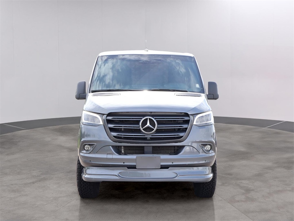 Used 2024 Mercedes-Benz Sprinter Cargo Van Base with VIN W1Y4NBVY5RT169452 for sale in Kansas City