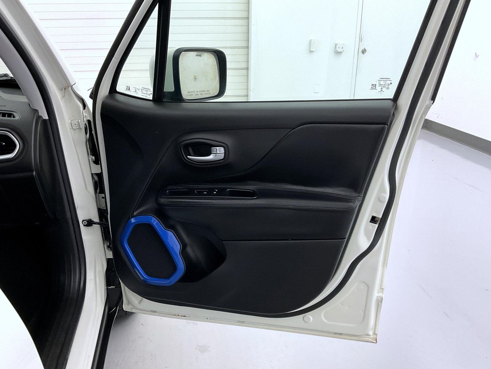 2015 Jeep Renegade Latitude photo 14