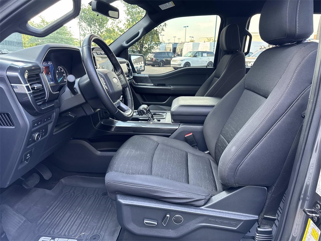 2021 Ford F-150 XLT photo 19