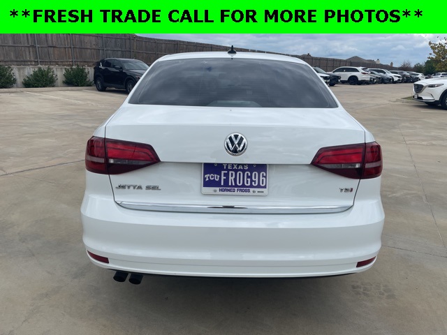 2017 Volkswagen Jetta 1.8T SEL photo 2