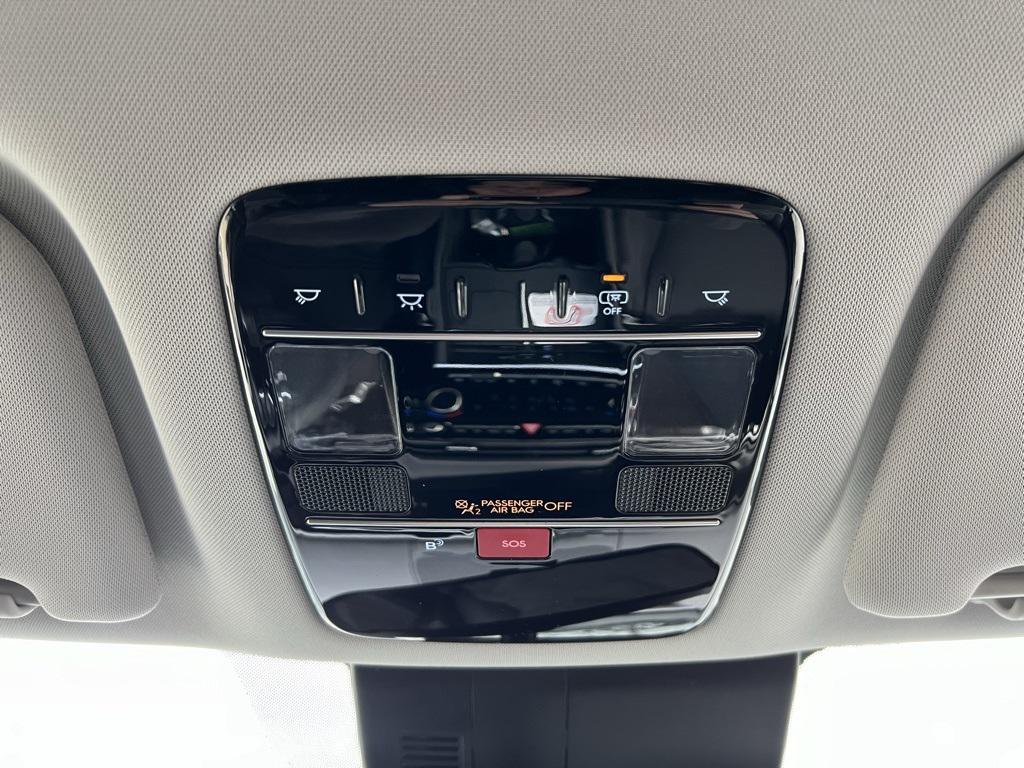 2025 Hyundai Santa Fe SEL photo 25