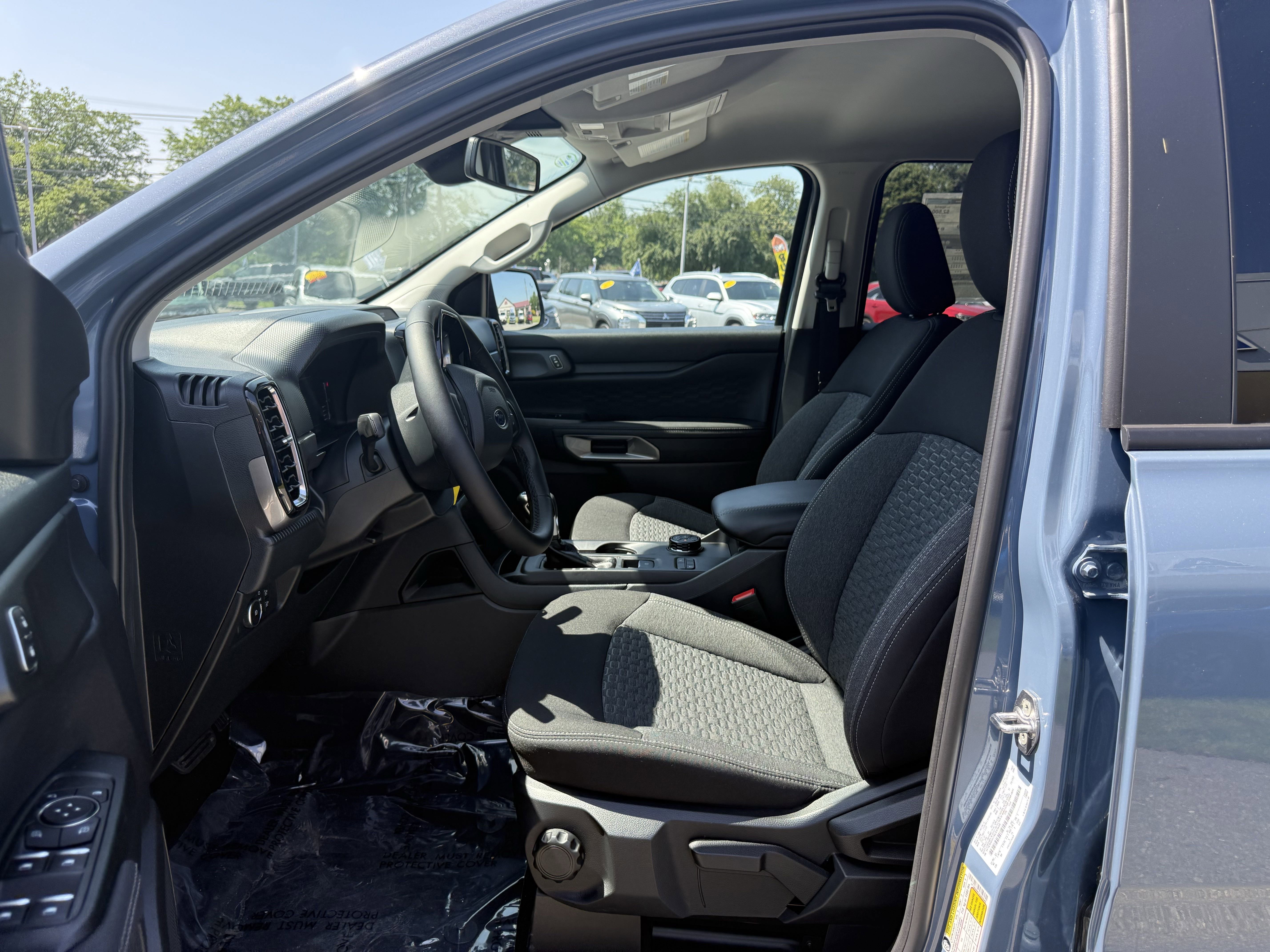 2025 Ford Ranger XLT photo 9