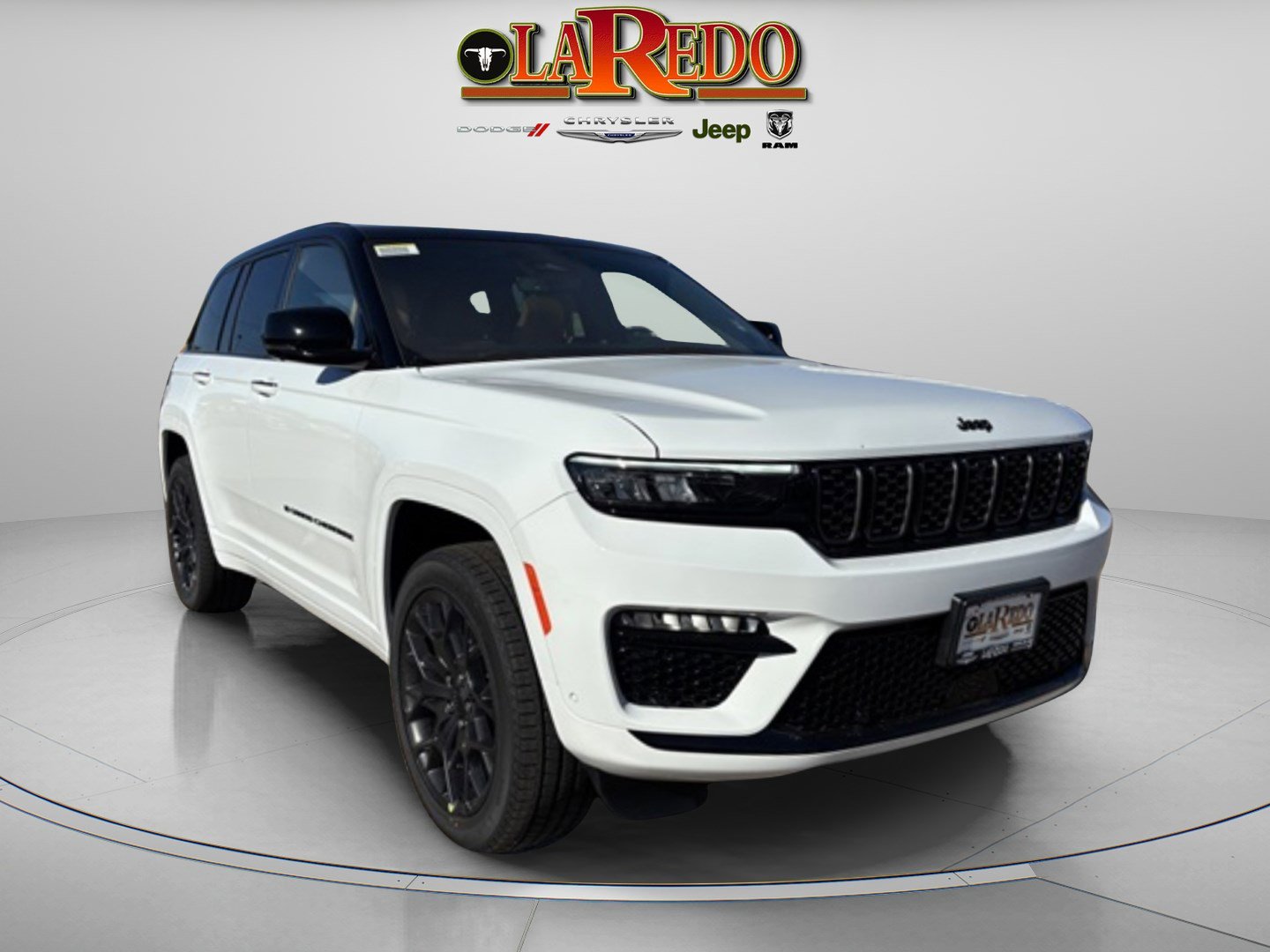2025 Jeep Grand Cherokee Summit's photo