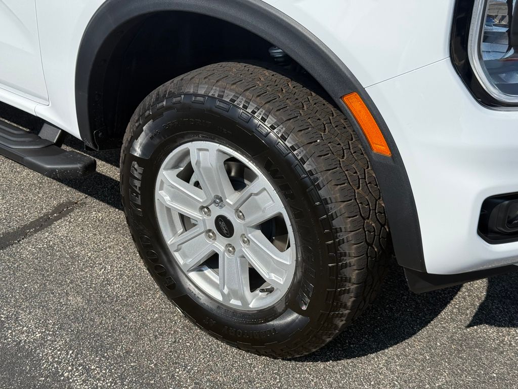 2025 Ford Ranger XL photo 13