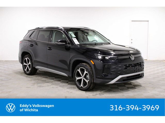 2025 Volkswagen Tiguan SE's photo