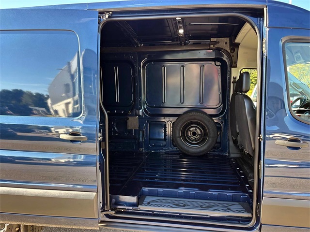 2022 Ford Transit photo 13