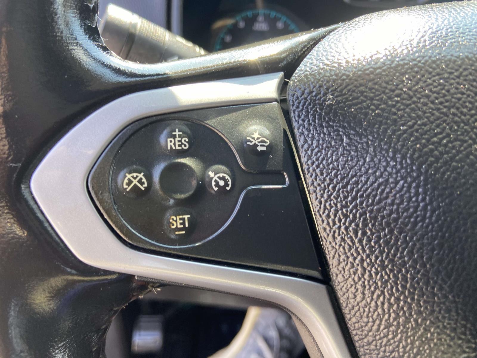 2021 Chevrolet Colorado LT photo 13