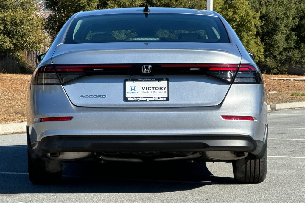 2025 Honda Accord SE photo 4