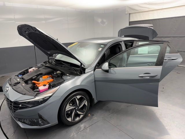2022 Hyundai Elantra Hybrid Limited photo 15