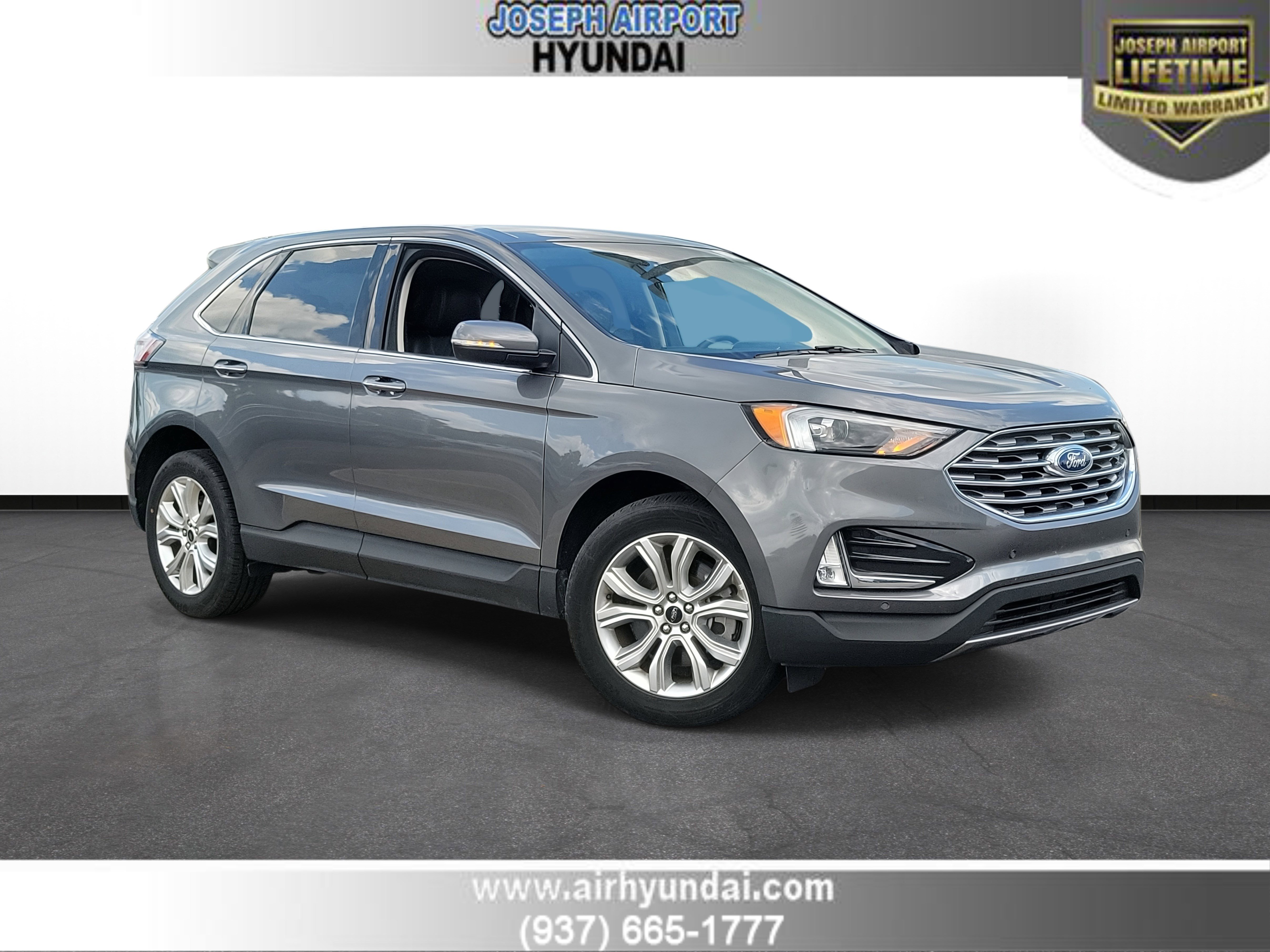 2024 Ford Edge Titanium's photo