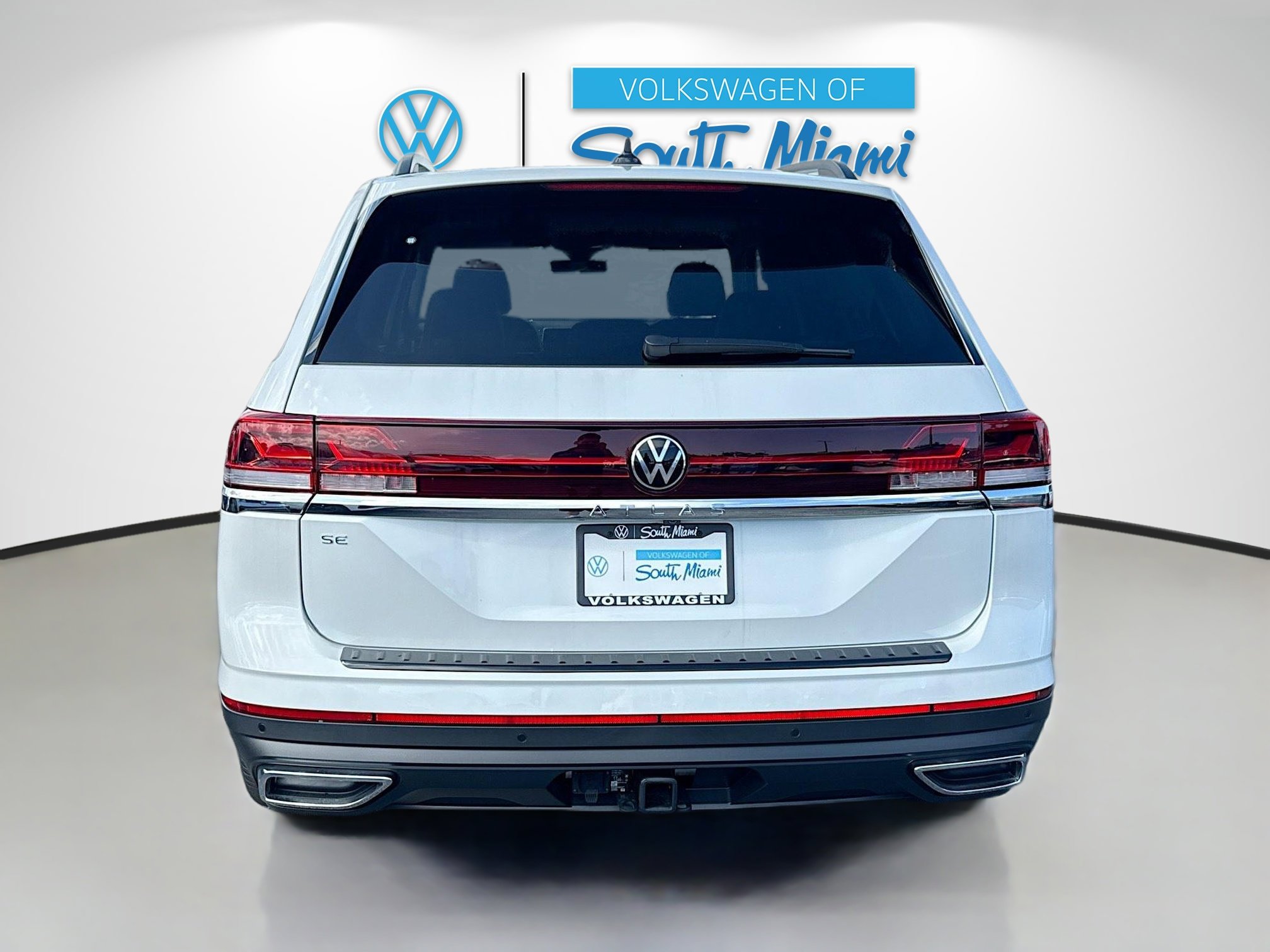 2026 Volkswagen Atlas SE Technology photo 2