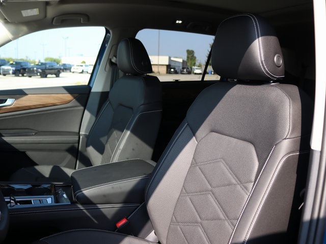 2026 Volkswagen Atlas SE Technology photo 6