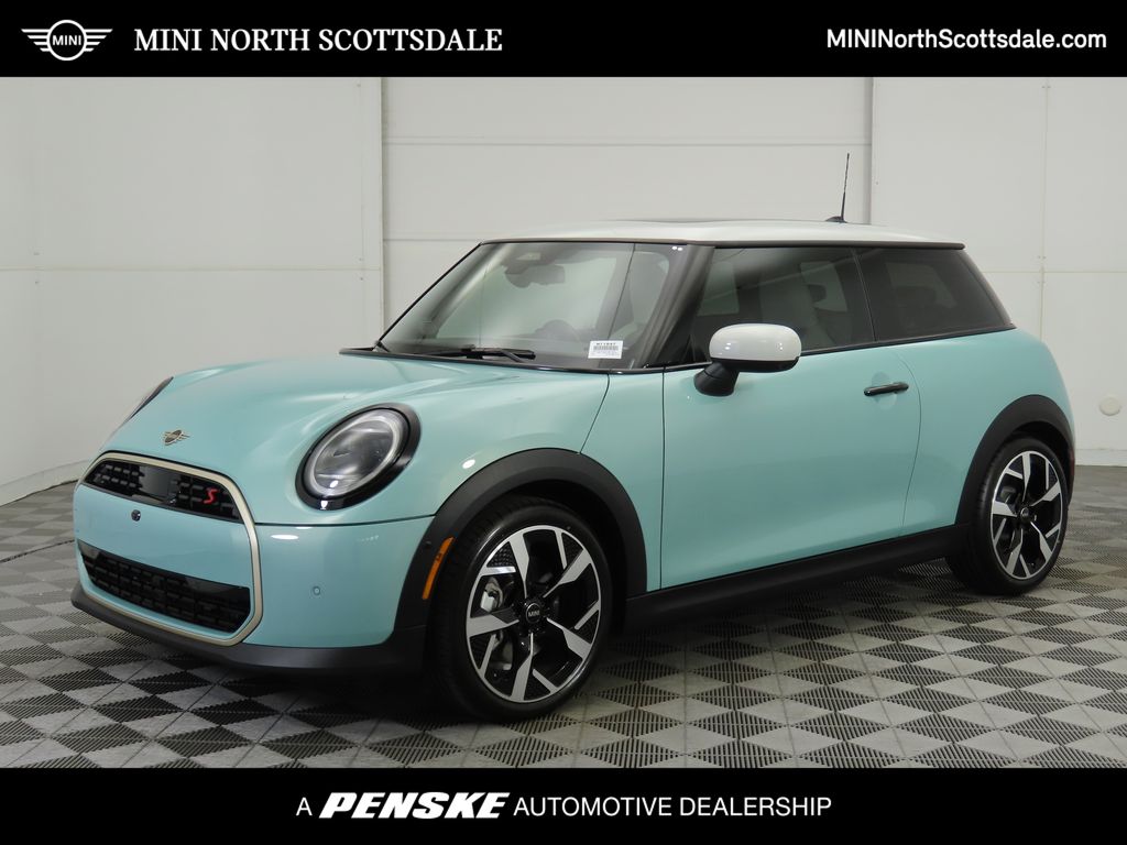 2026 MINI Hardtop 2 Door S's photo