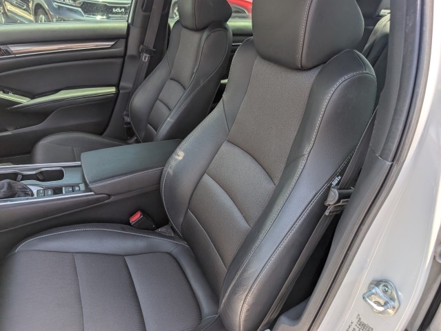 Used 2021  Honda Sport image 6