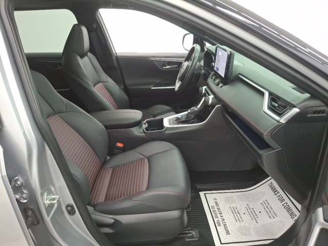 2024 Toyota RAV4 Prime XSE photo 31