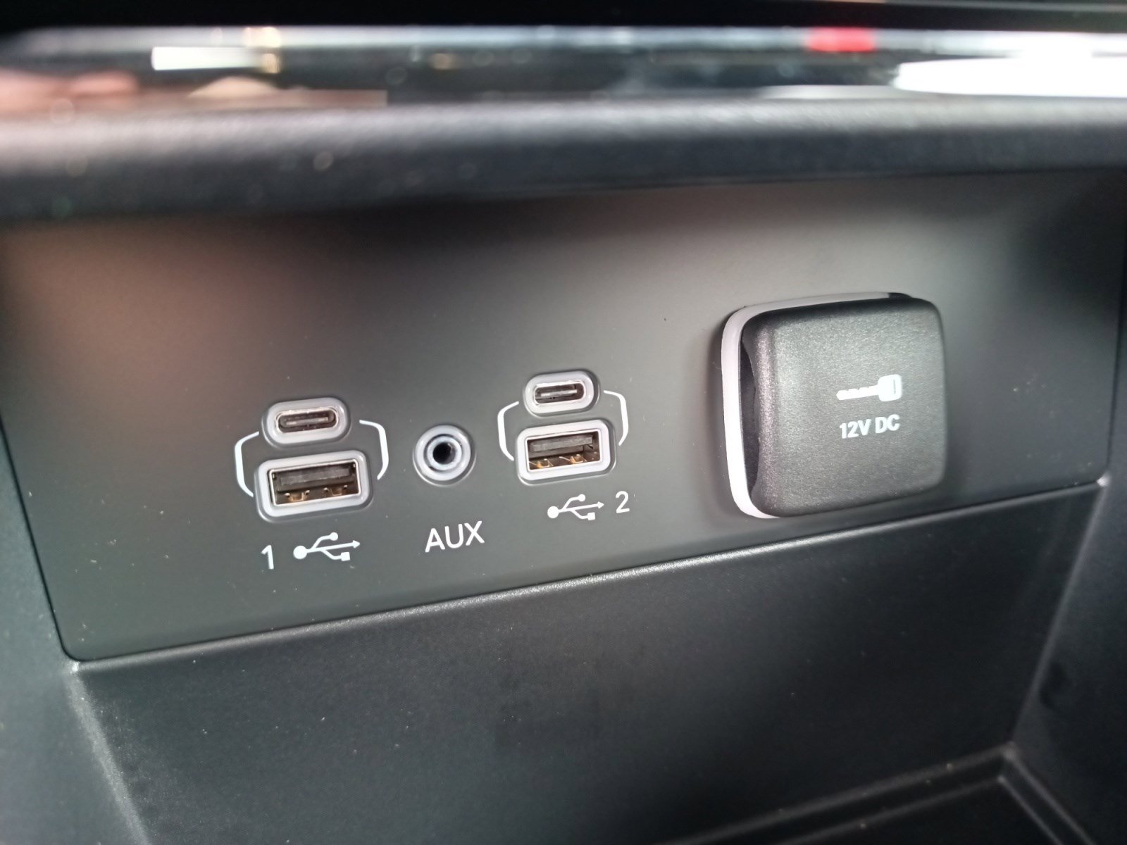 2025 Jeep Grand Cherokee Limited photo 15