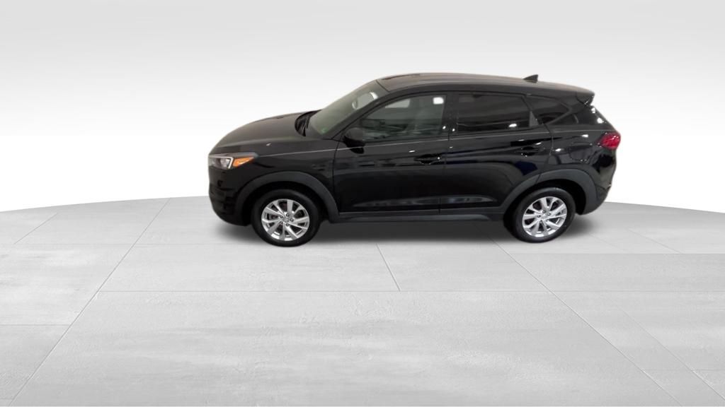 2021 Hyundai Tucson SE photo 3