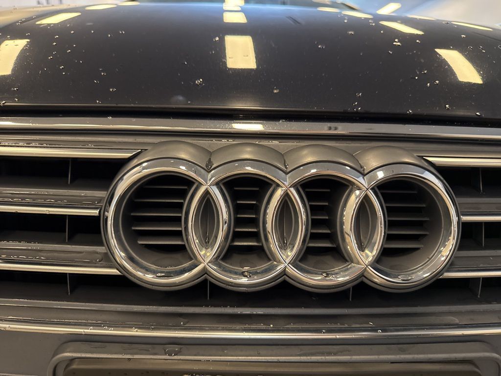 2018 Audi A4 2.0T Premium Plus Quattro photo 3