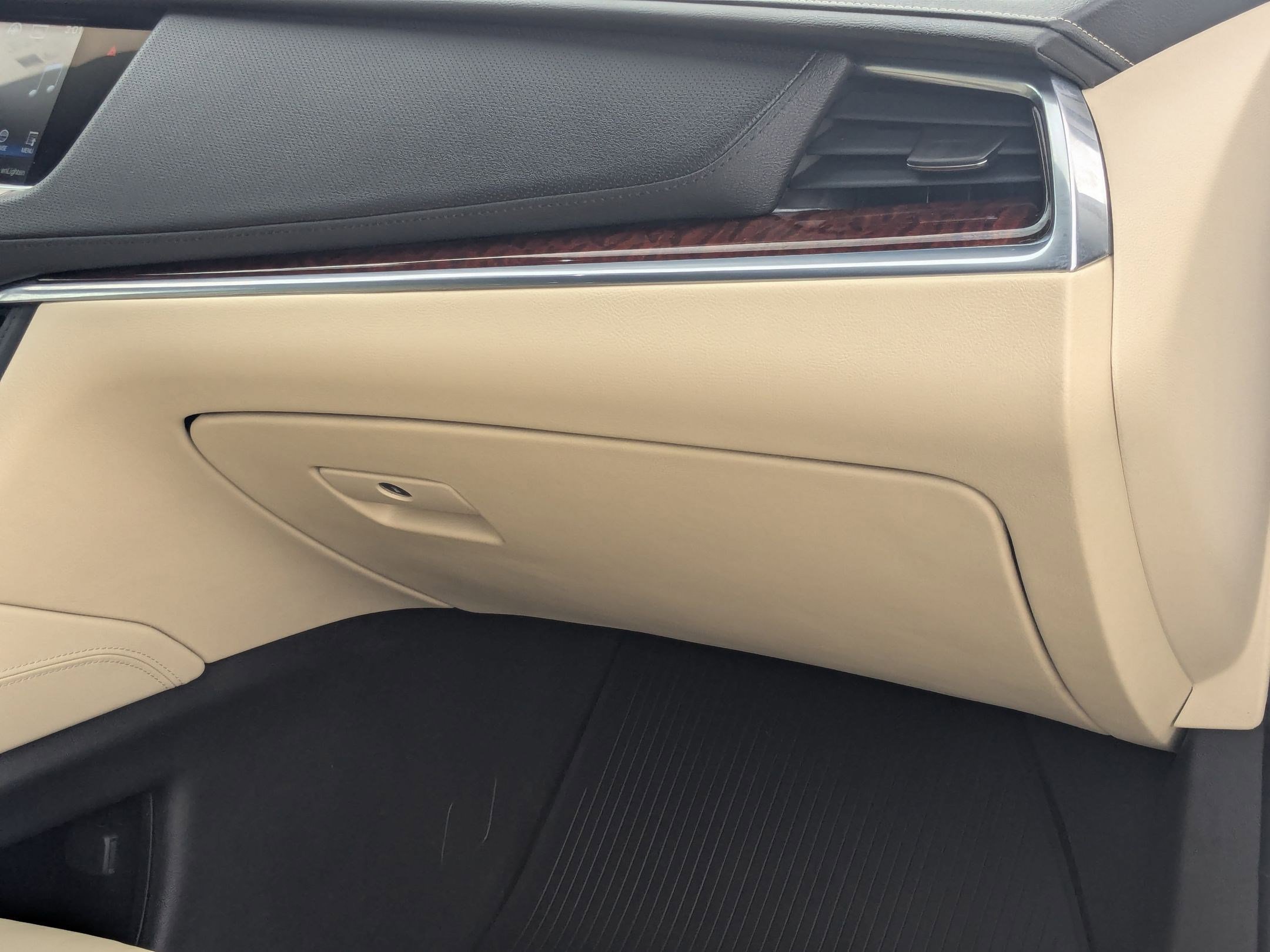2018 Cadillac XT5 Luxury photo 19