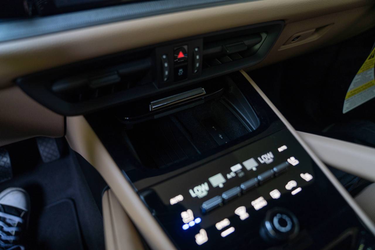 2025 Porsche Cayenne photo 20